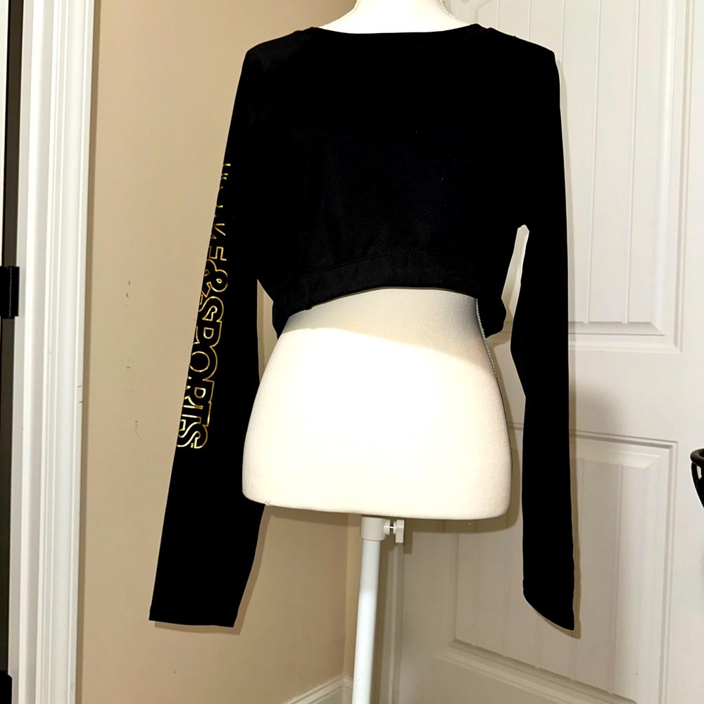 Love & Sports cropped long sleeves activewear top